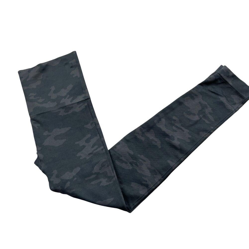 Spanx‎ Large Camo Leggings Nylon Blend